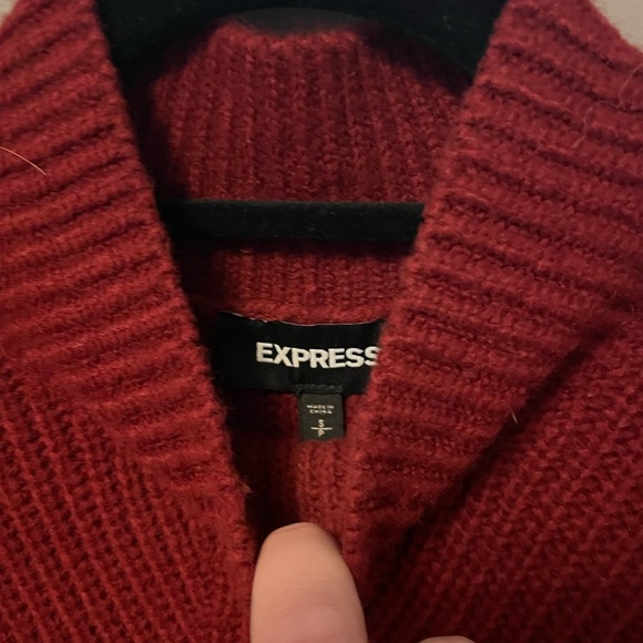 Express Sweater - Picture 2 of 4